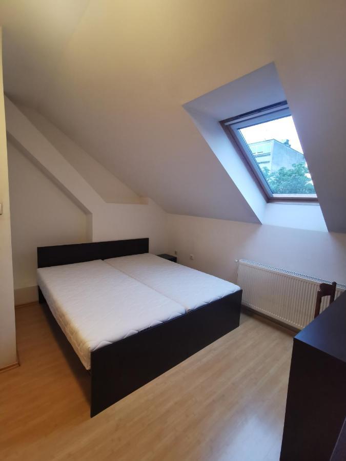 Central Apartment City 萨格勒布 外观 照片
